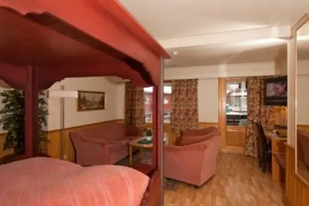 Western Eidsgaard 3*